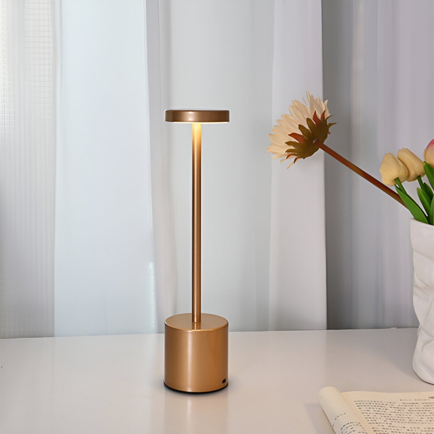 Retro-Inspired LED Table Lamp with Wireless USB Charging