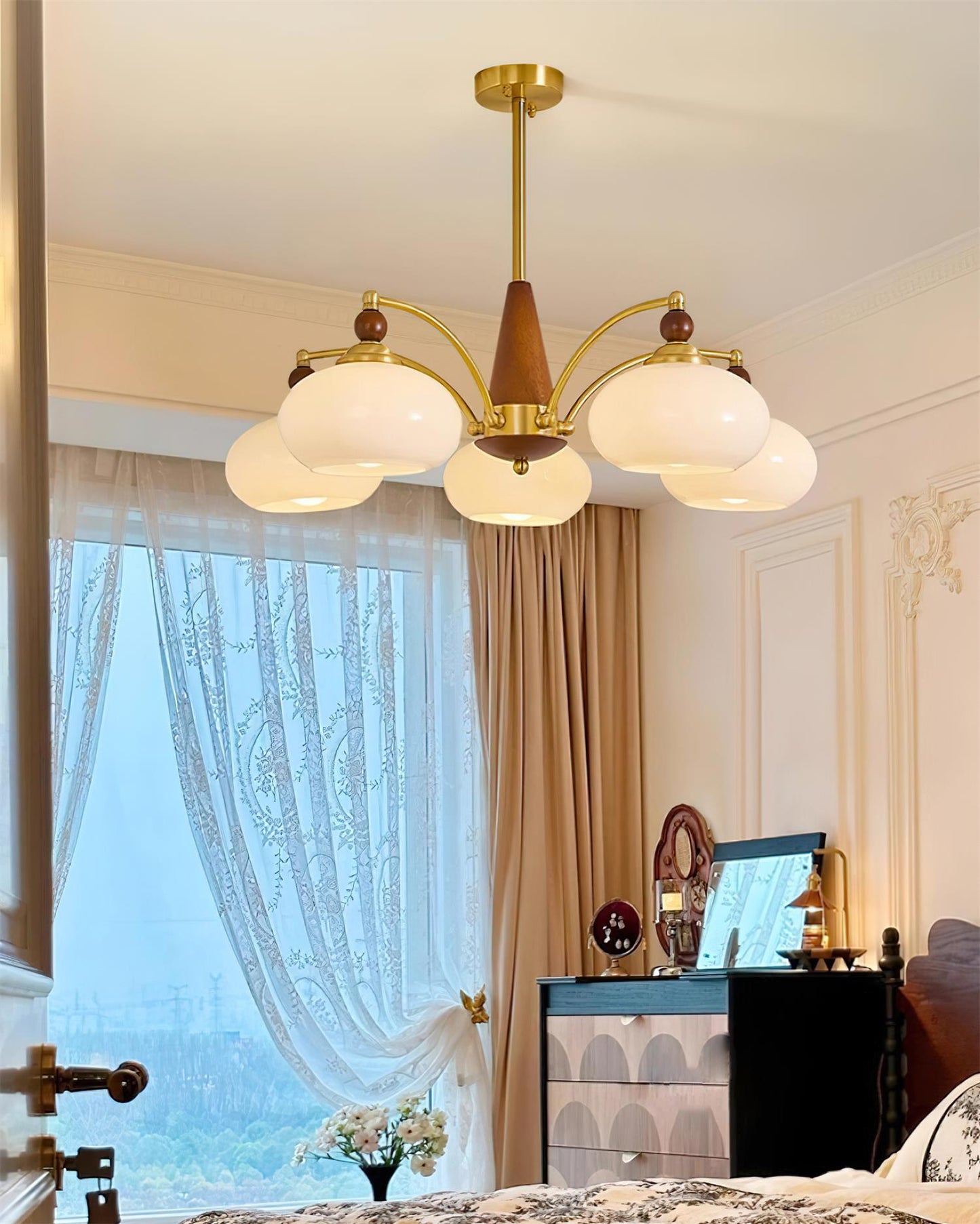 Retro Melodica Chandelier - Elegant LED Light Fixture