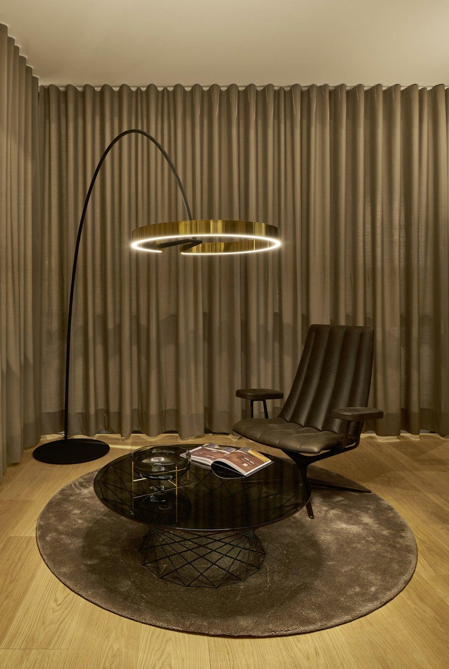 Ring Floor Light with LED, Adjustable Height, Indoor Use