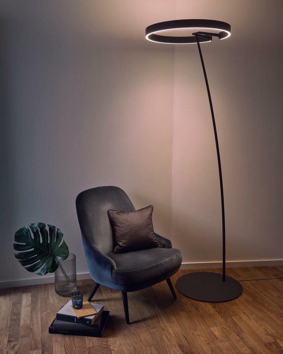 Ring Floor Light with LED, Adjustable Height, Indoor Use