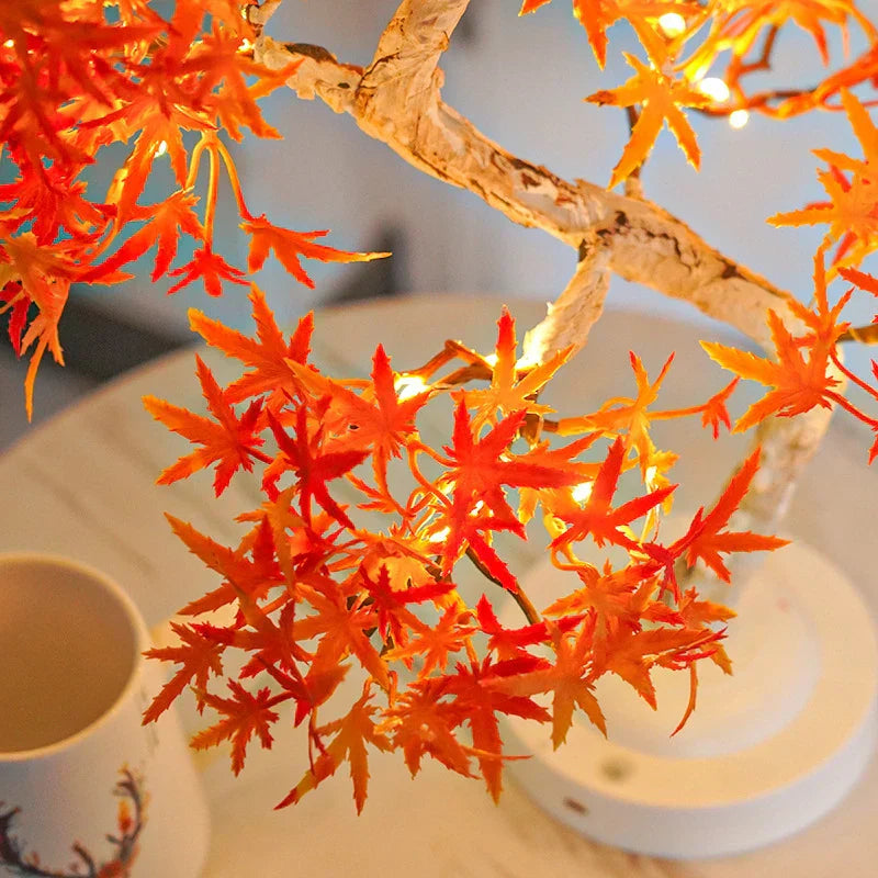ÉrableLumi LED Tree Lamp with Maple Leaves Decor