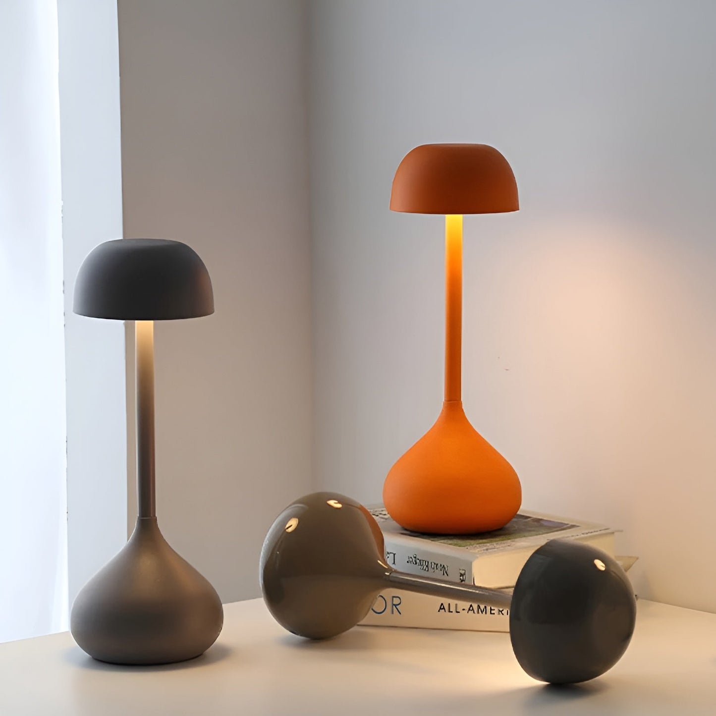Wireless LED Table Lamp – Elegant, Dimmable and Modern