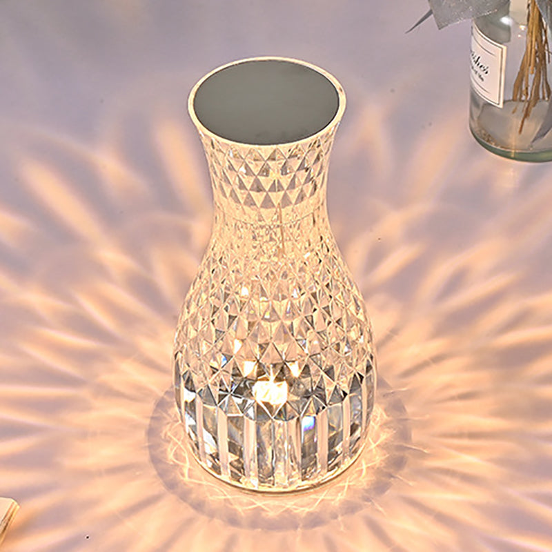 Moderne Art Deco Acrylic Bottle Design USB LED Table Lamp