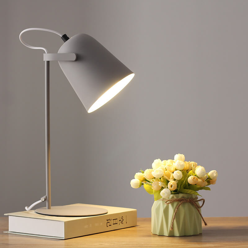 Nordic Macaron Colour Creative Iron Bucket Design 1-Light Table Lamp