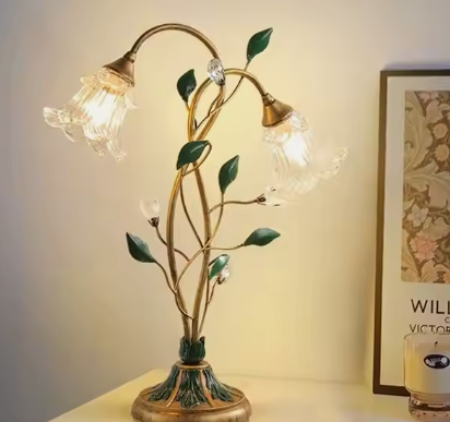 Vintage French Flower Table Lamp – Elegant Lighting with a Romantic Charm