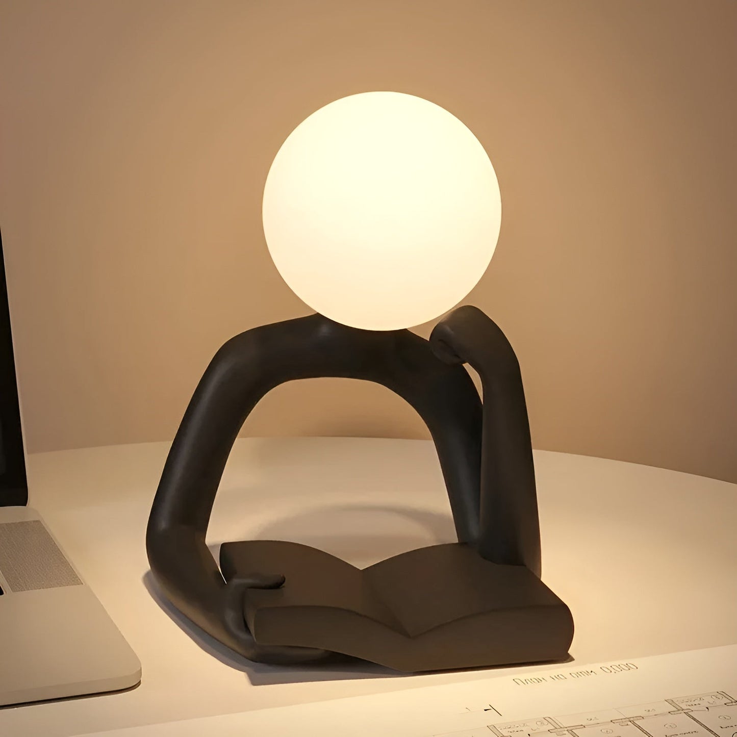 Refined Designer Table Lamp – Modern Art with Mood Lighting