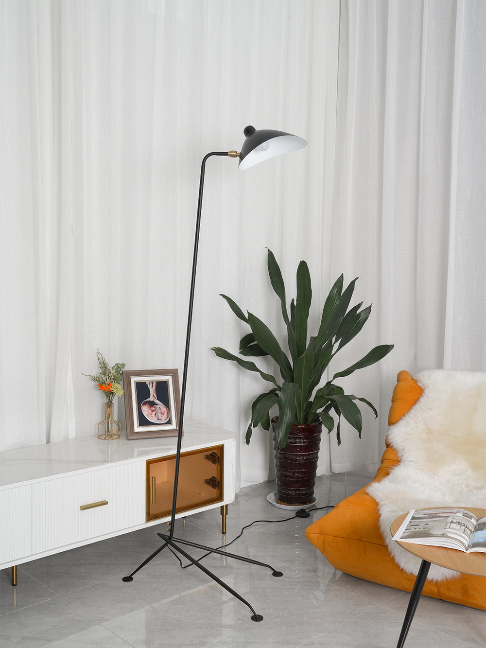 Serge Mouille Floor Lamp Three-Arm LED Indoor Lighting