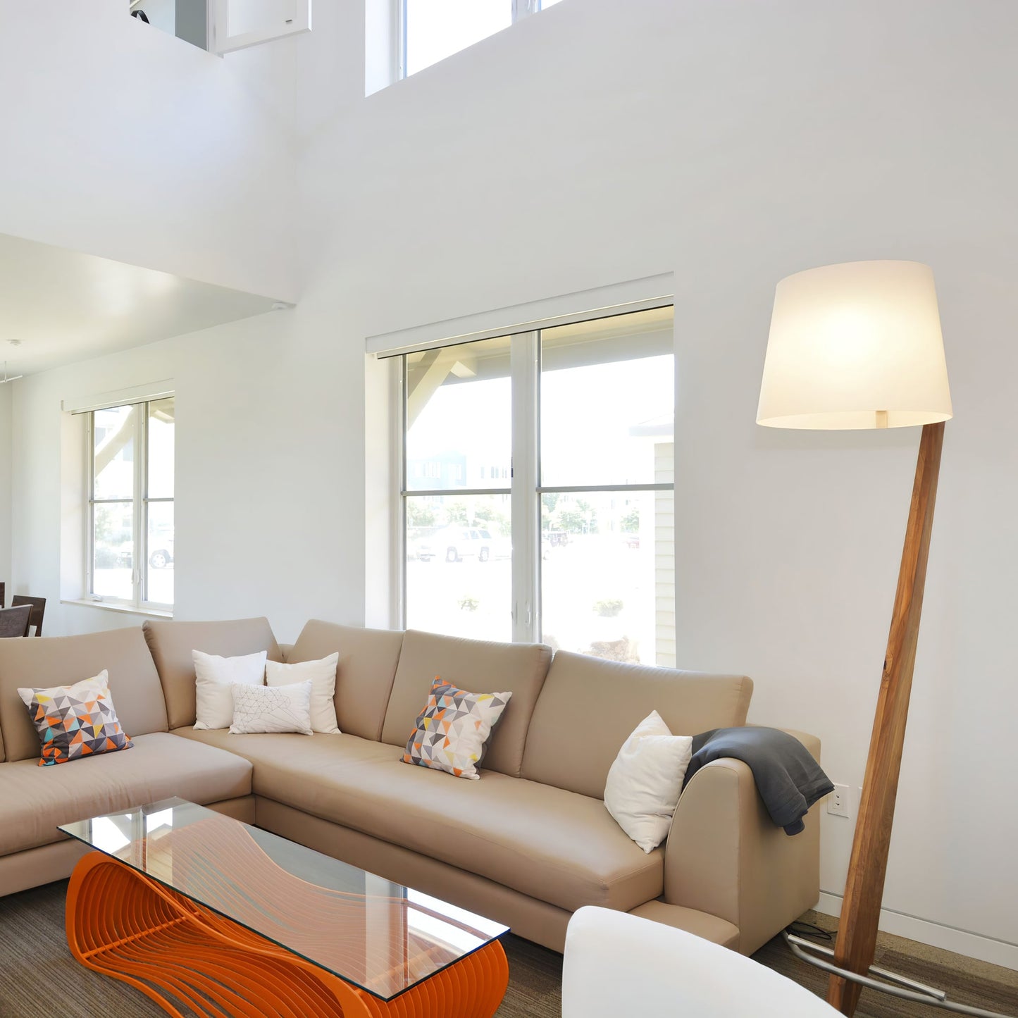 Silva Giant Floor Lamp - LED Indoor Lighting, Elegant Design