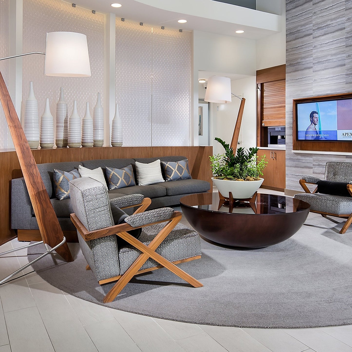 Silva Giant Floor Lamp - LED Indoor Lighting, Elegant Design