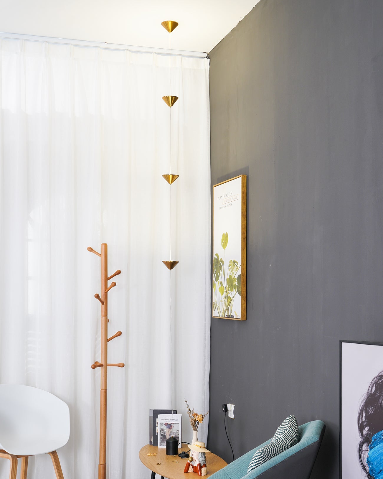 Soreluna Floor Lamp with Adjustable LED Shades Black Gold