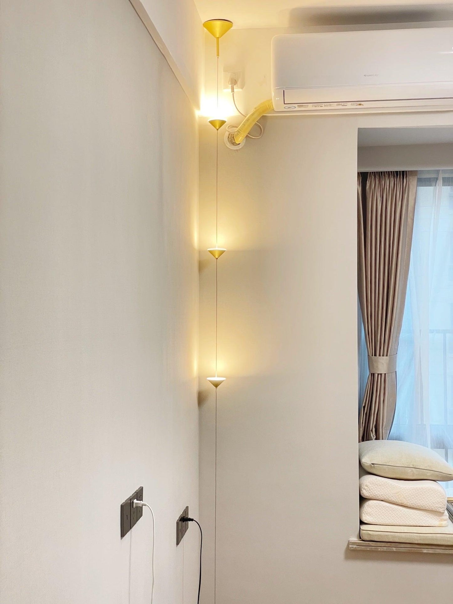 Soreluna Floor Lamp with Adjustable LED Shades Black Gold