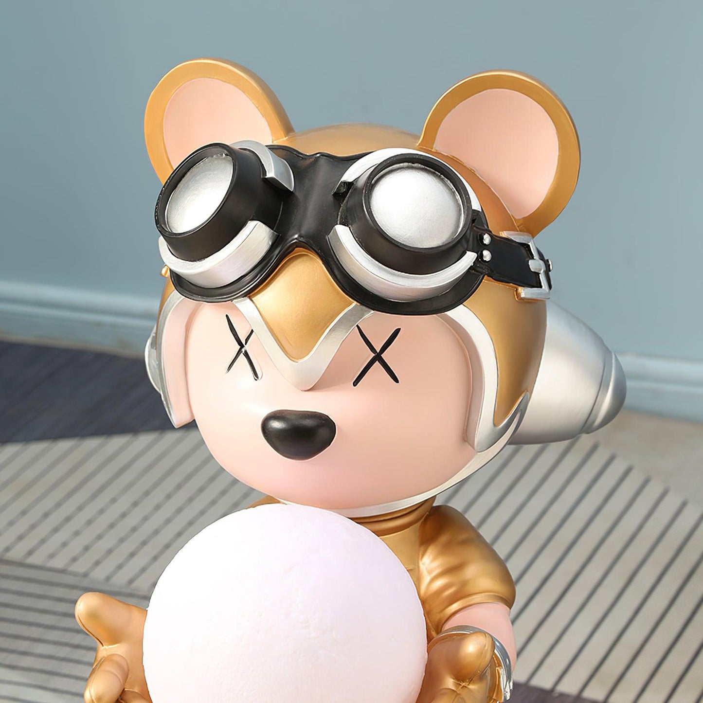 Space Bear Built-in Battery LED Floor Lamp for Indoor Use