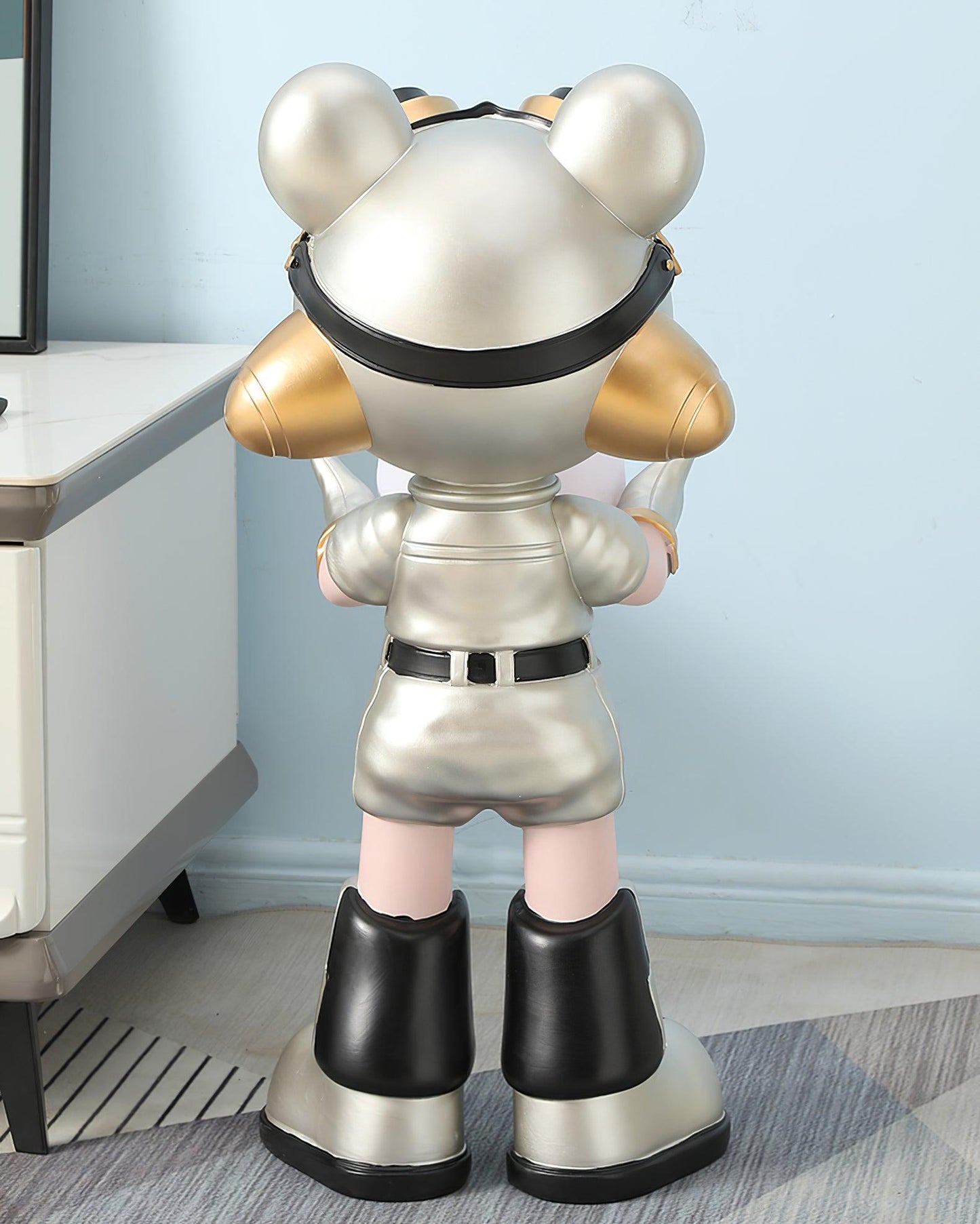 Space Bear Built-in Battery LED Floor Lamp for Indoor Use