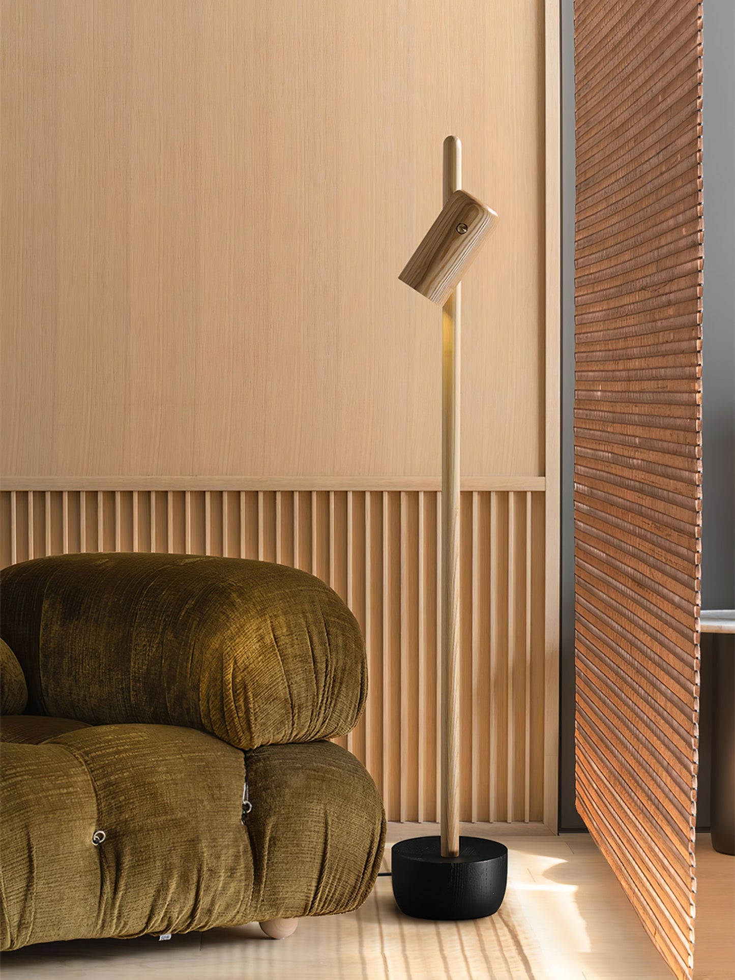 Spotlight Wood Floor Lamp - Adjustable LED Modern Design