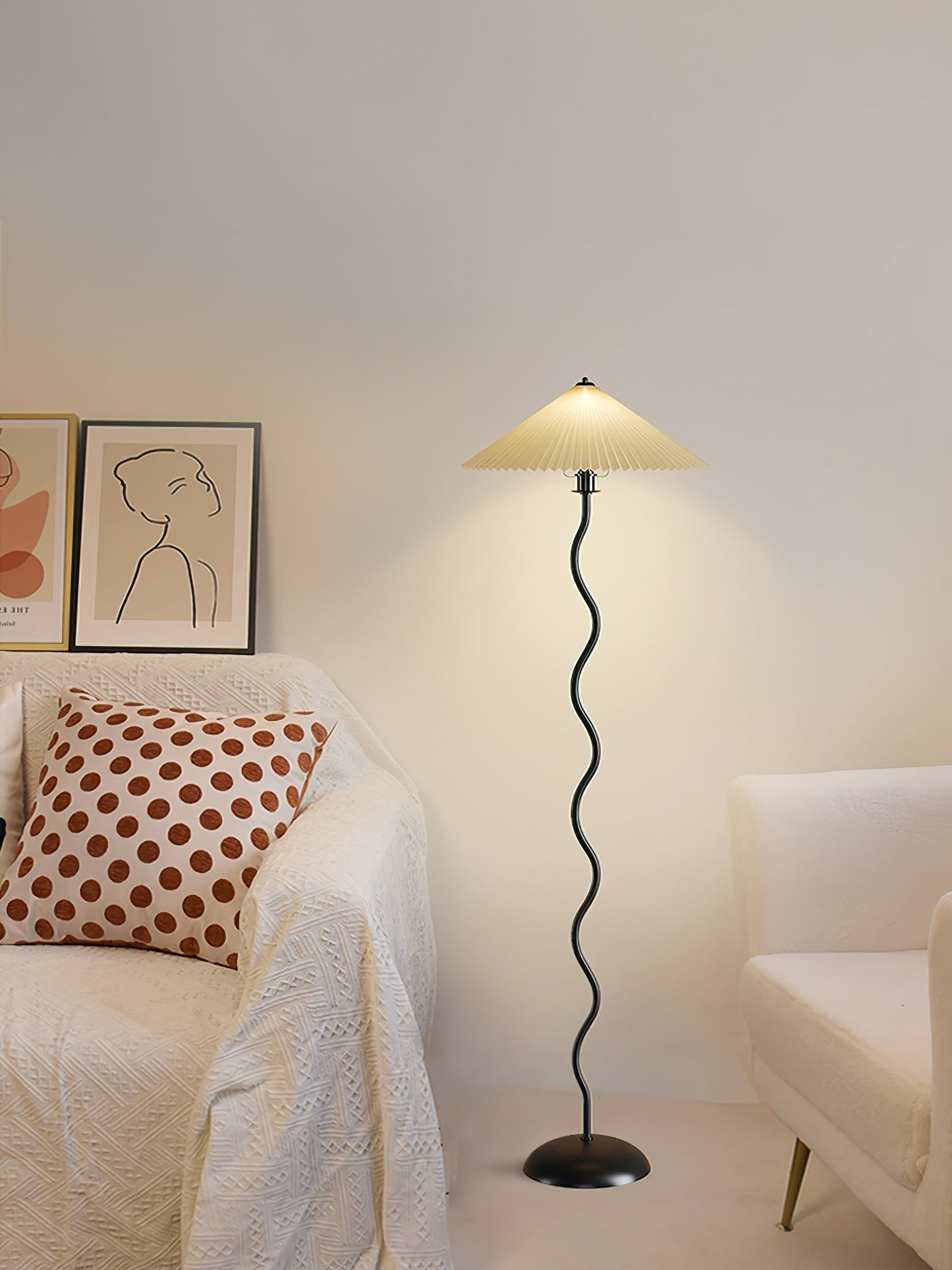 Squiggle Floor Lamp - LED Indoor Light - Stylish Wavy Design