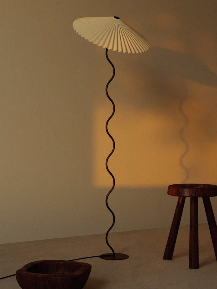Squiggle Floor Lamp - LED Indoor Light - Stylish Wavy Design