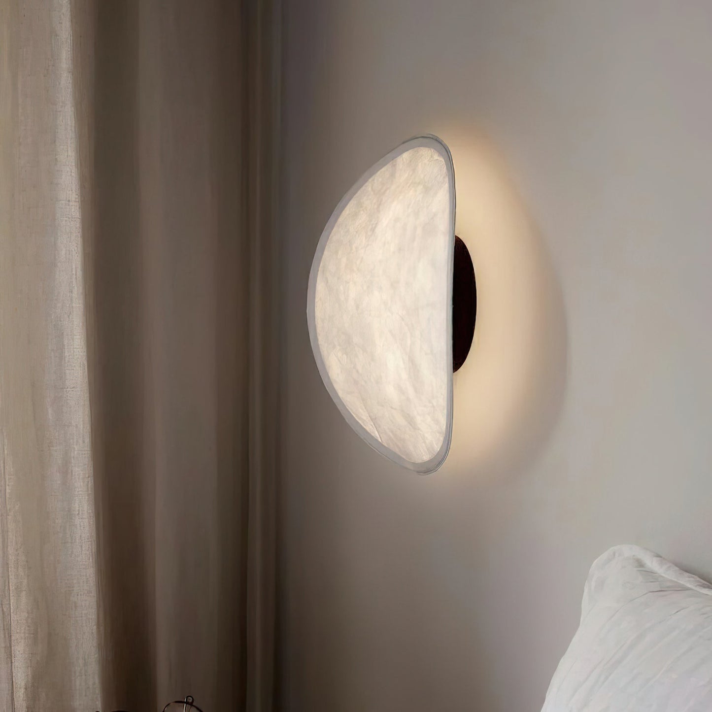 Tense Wall Lamp - LED Indoor Light, Dimmable, White & Black