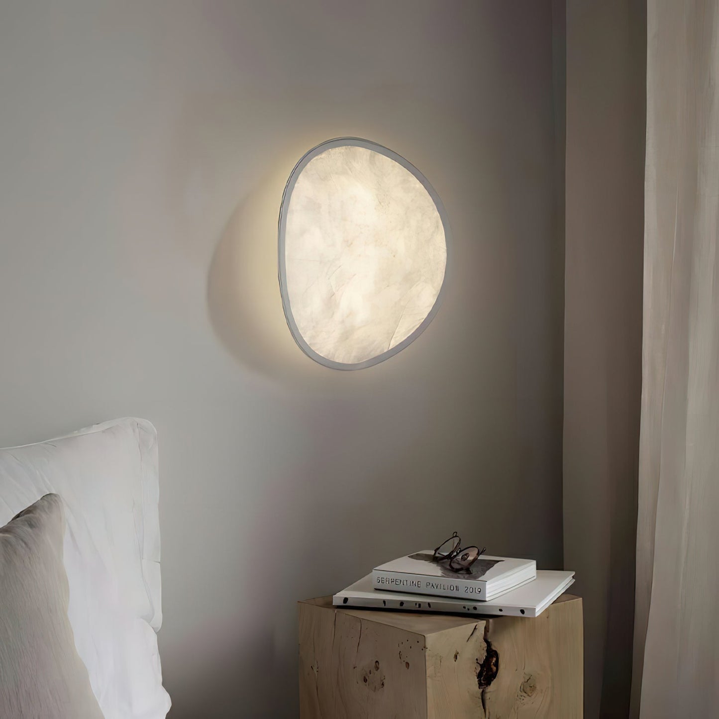 Tense Wall Lamp - LED Indoor Light, Dimmable, White & Black