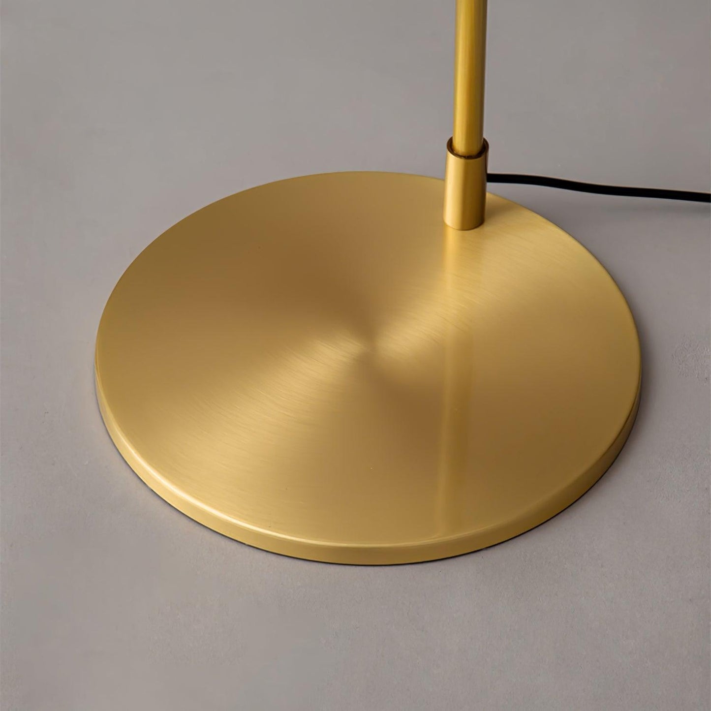 Tom LED Floor Lamp - Dimmable Adjustable Light - Indoor Use