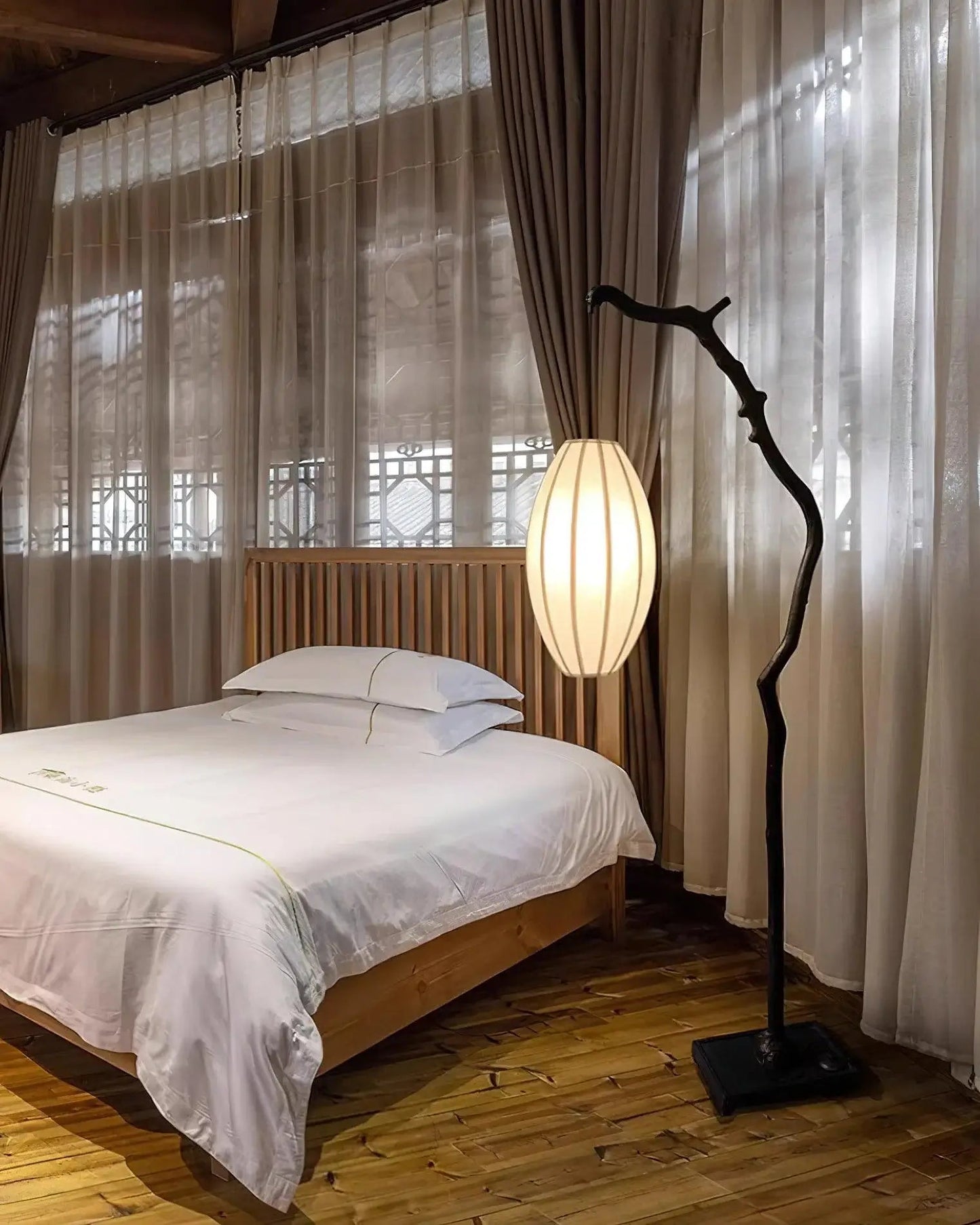 Tree Lantern Sculpture Floor Lamp - LED Indoor Lighting