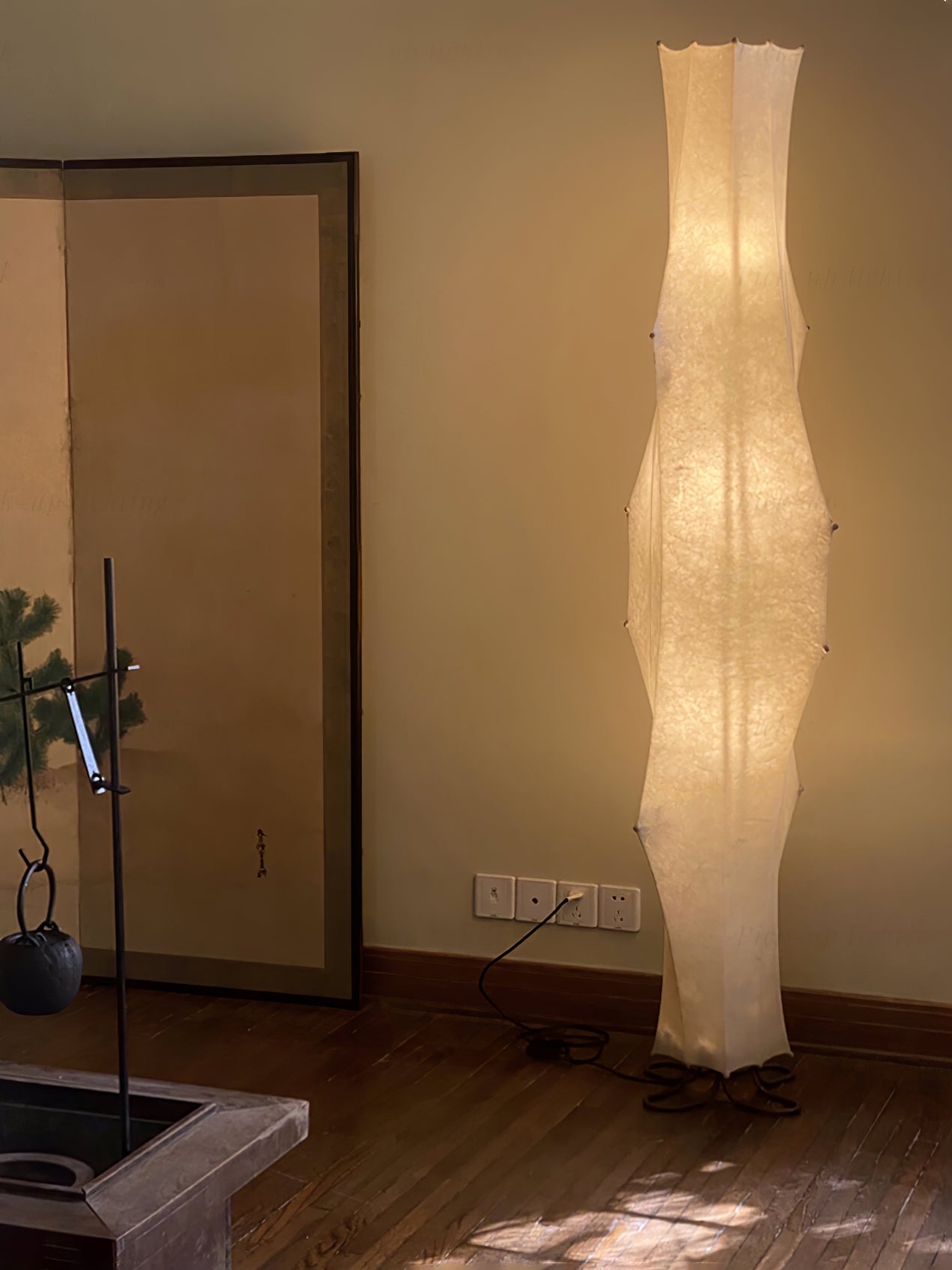 Twist Silk Floor Lamp with LED Shade for Modern Living