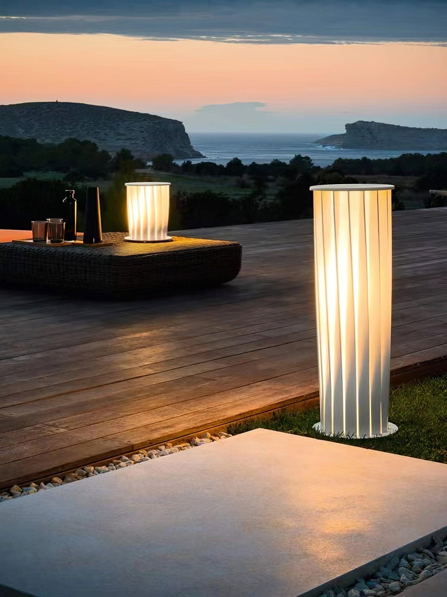 Unopiu LED Outdoor Light - Waterproof Garden Lamp, 3 Sizes