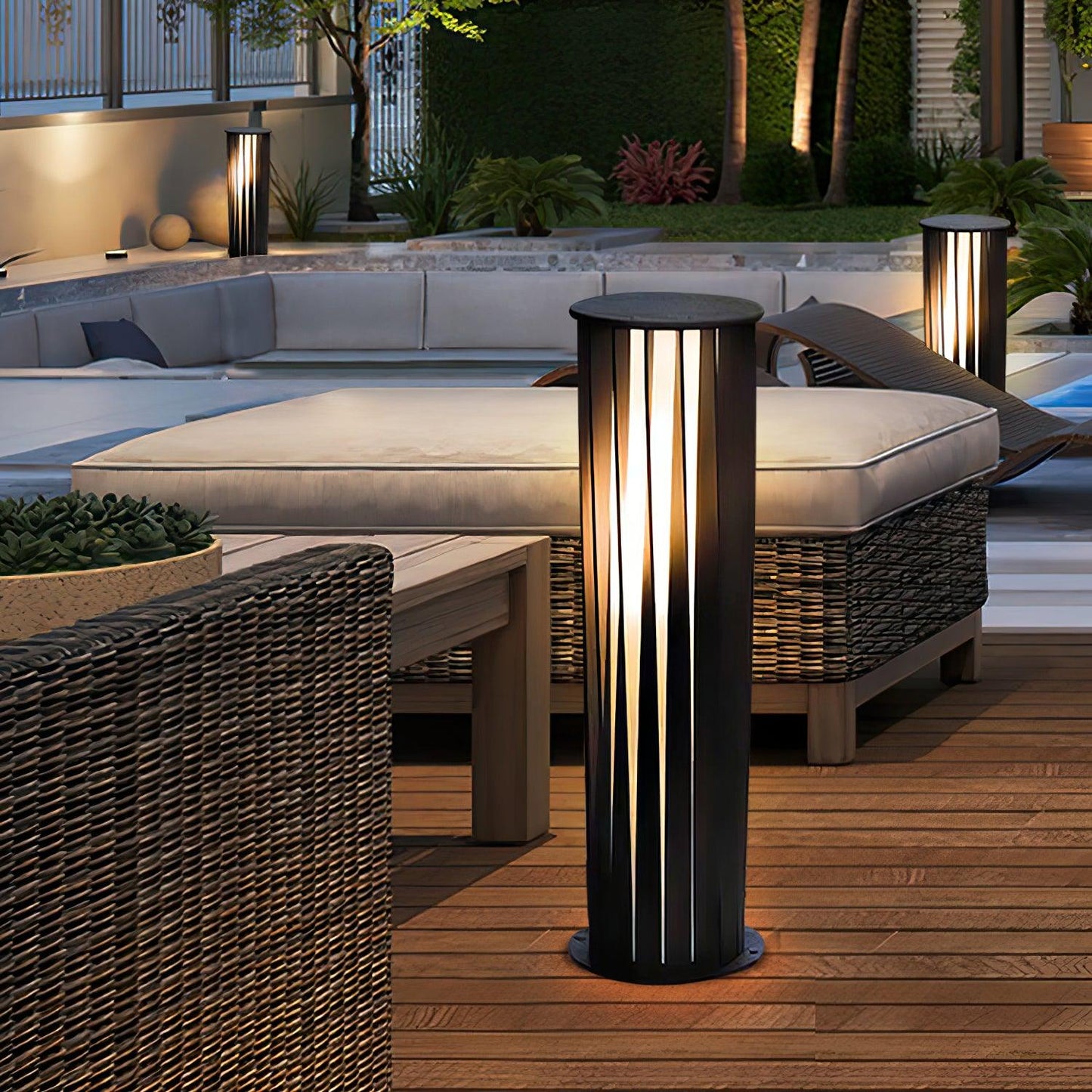 Unopiu LED Outdoor Light - Waterproof Garden Lamp, 3 Sizes