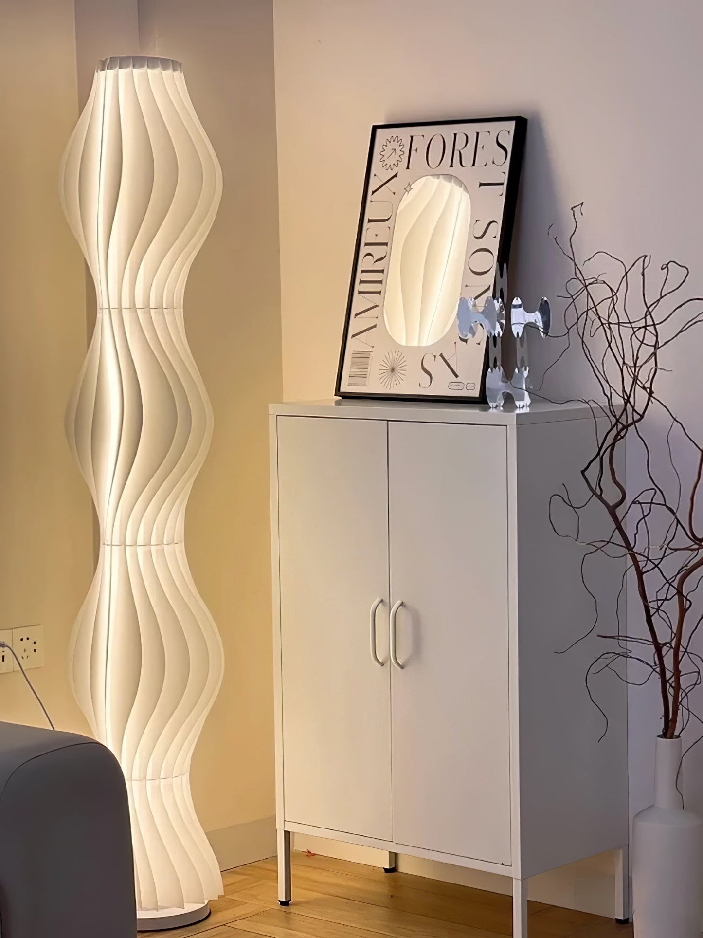 Vapor Floor Lamp - Modern LED Indoor Lighting Fixture