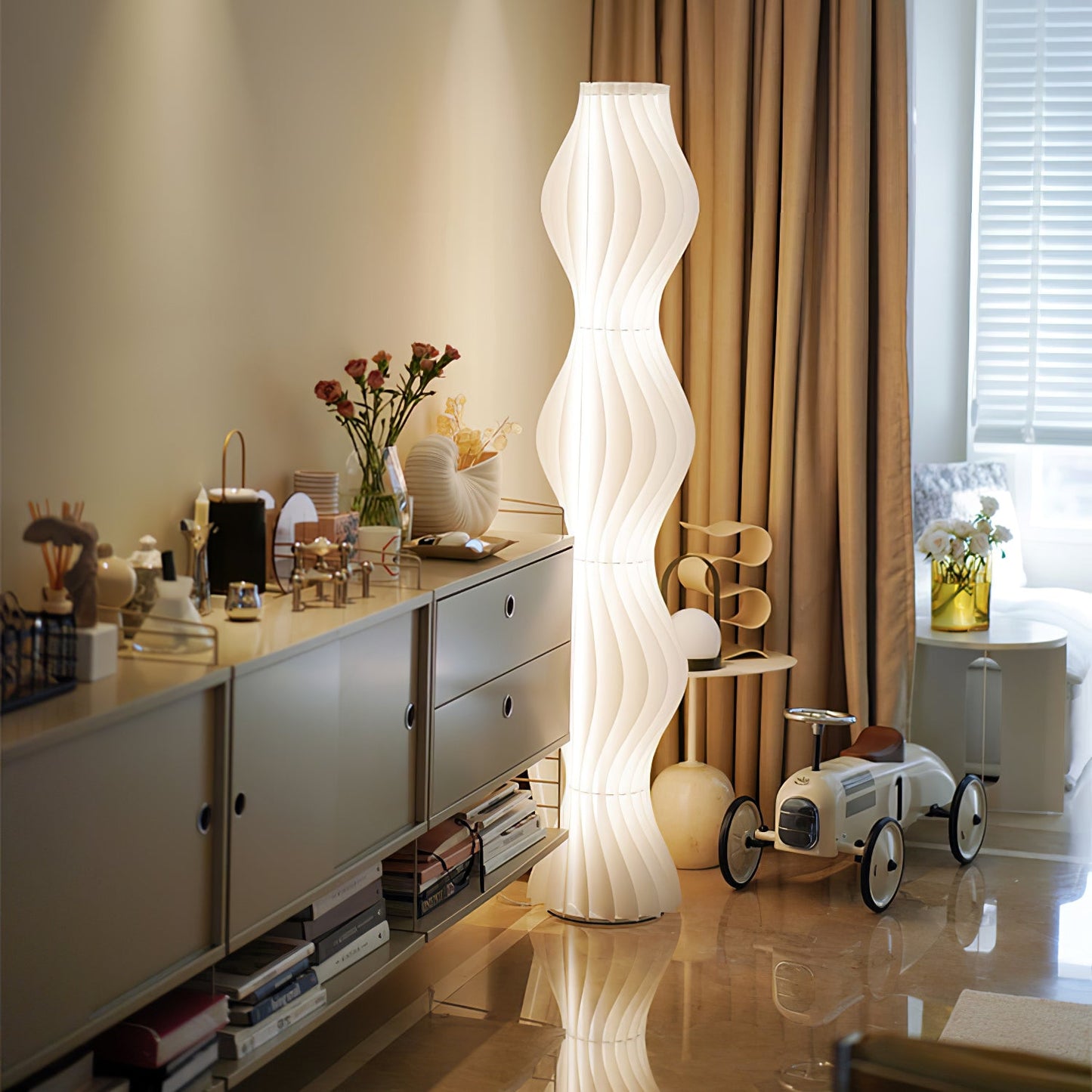 Vapor Floor Lamp - Modern LED Indoor Lighting Fixture