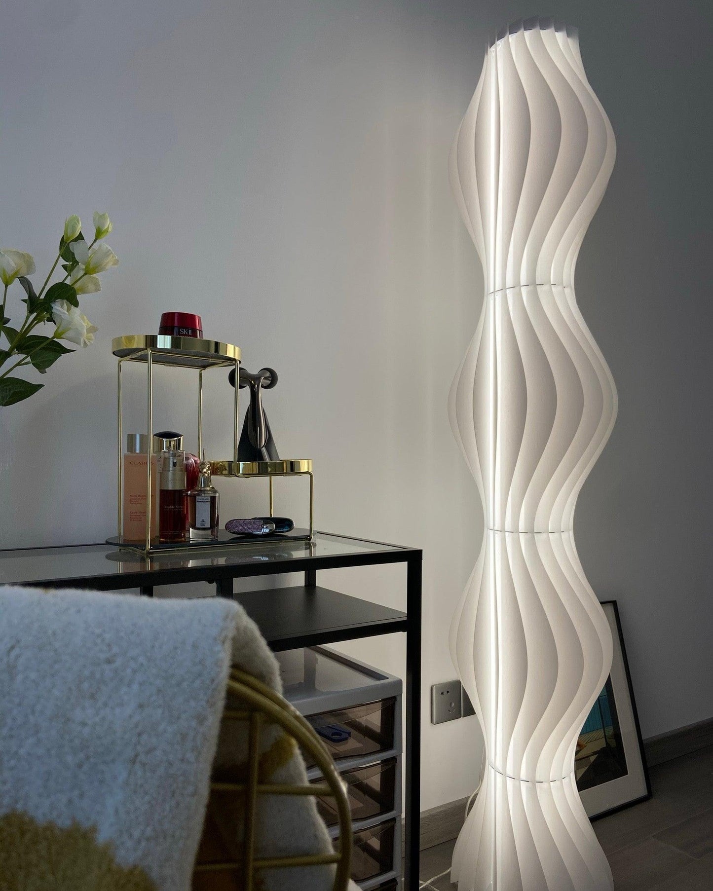 Vapor Floor Lamp - Modern LED Indoor Lighting Fixture