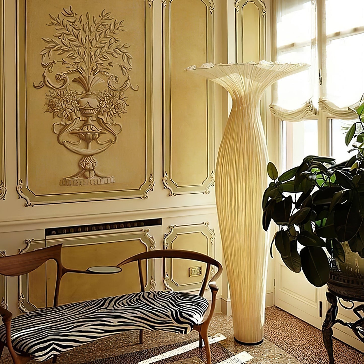 Vase Fabric Floor Lamp with Integrated LED - Indoor Use