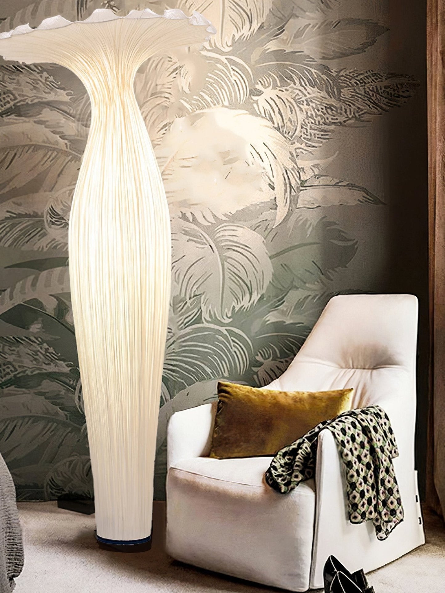 Vase Fabric Floor Lamp with Integrated LED - Indoor Use