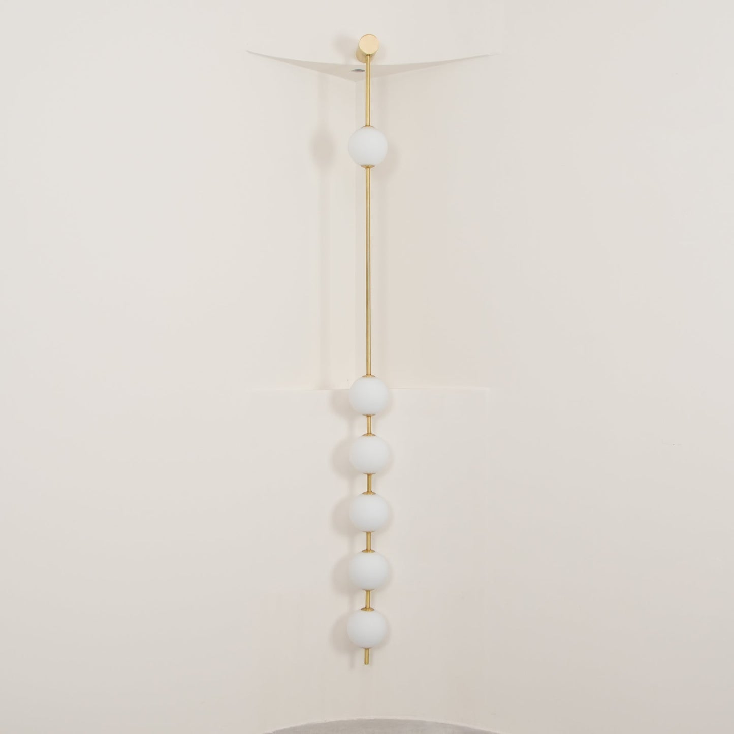Vertical Balls Wall Lamp - LED Brass Sconce for Indoor Use