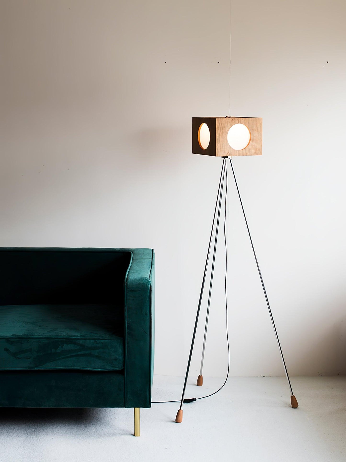 Vintage Tripod Camera Floor Lamp with LED Light, Cherry Wood