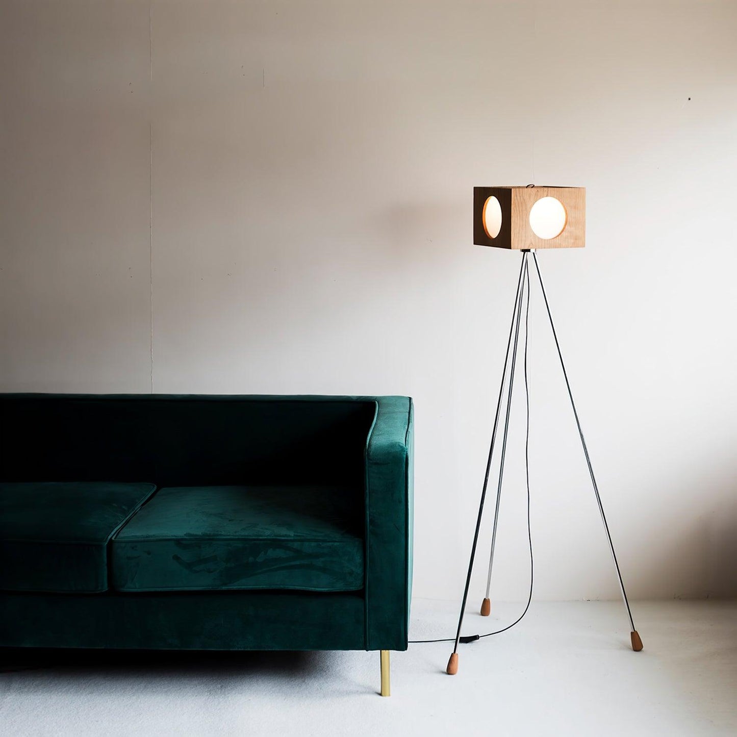 Vintage Tripod Camera Floor Lamp with LED Light, Cherry Wood