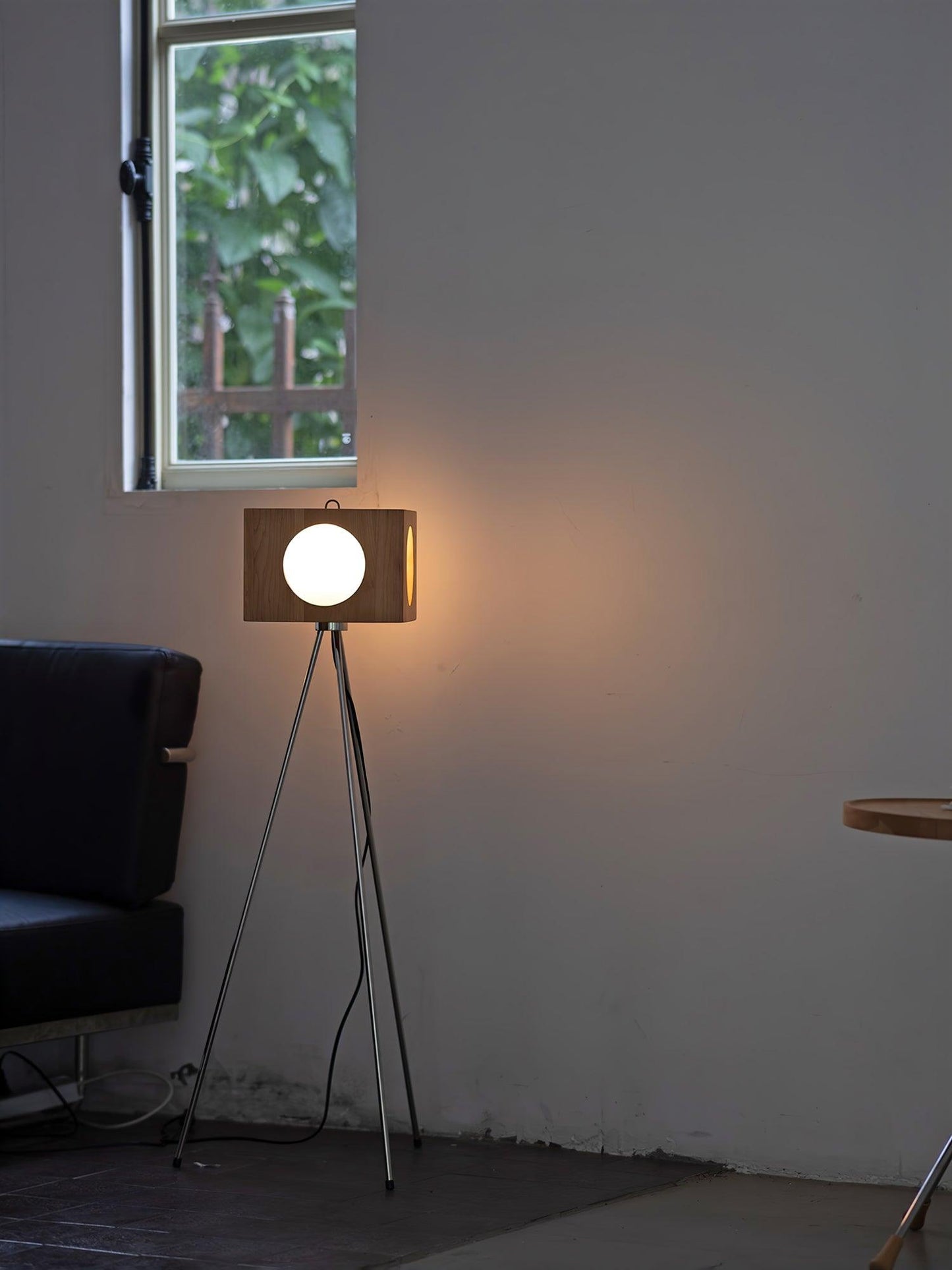 Vintage Tripod Camera Floor Lamp with LED Light, Cherry Wood