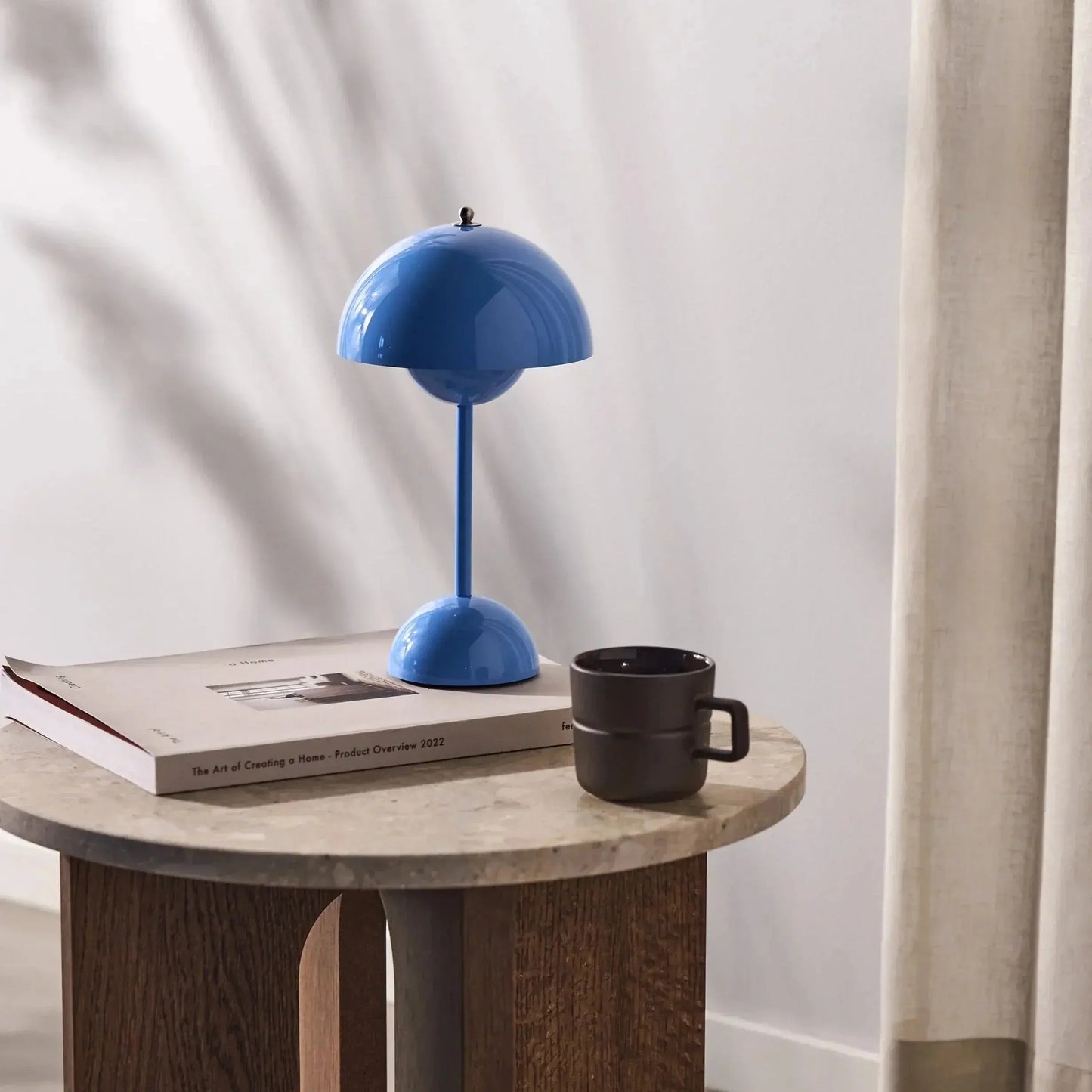 LED Table Lamp for Elegant Atmosphere - Dimmable & Modern
