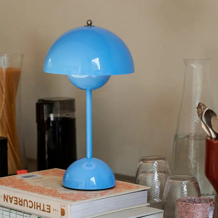 Lunaire LED Table Lamp for Modern Atmosphere Design