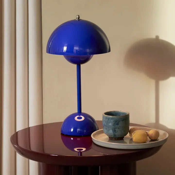 Lunaire LED Table Lamp for Modern Atmosphere Design