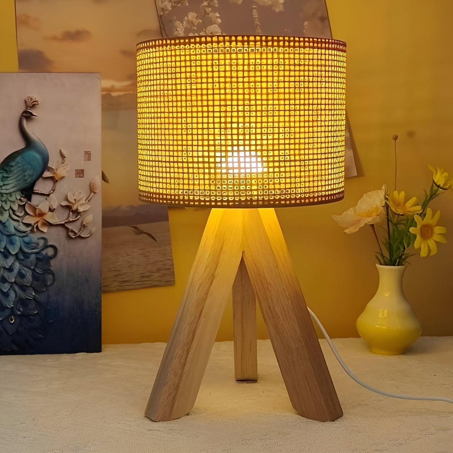 Rattan Table Lamp with USB and LED - Stylish Eco-Friendly Design