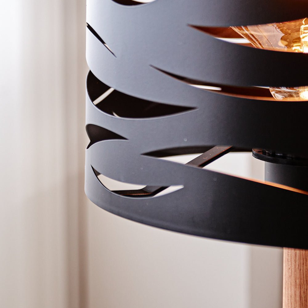 Modern Black Design Table Lamp – Stylish Home Lighting