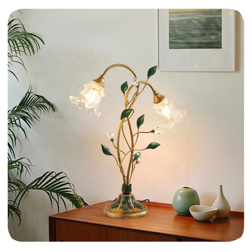 Vintage French Flower Table Lamp – Elegant Lighting with a Romantic Charm