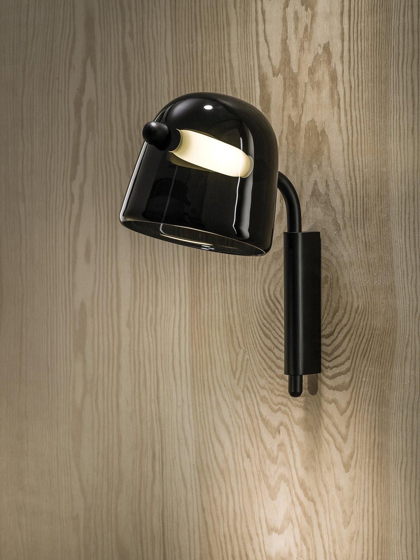 Penumbra Wall Light LED Indoor Modern Design Black White
