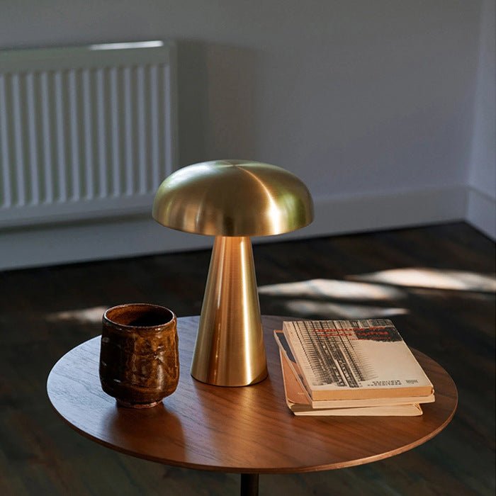 Champignon Touch Sensor Table Lamp LED Dimmable Mushroom Design