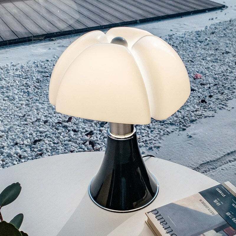 Bloom Flower Table Lamp – Adjustable Designer Lighting