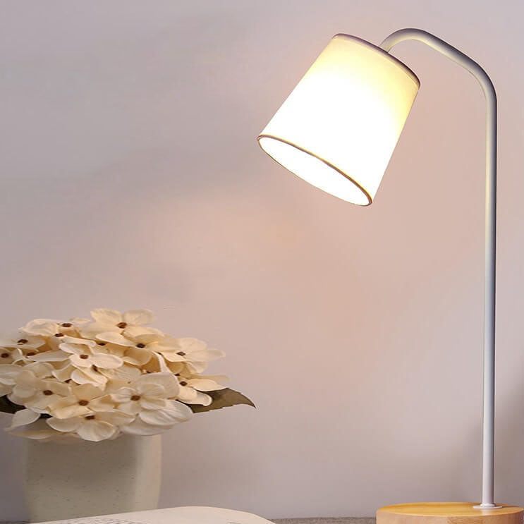 Einfache Stoffkegel-Schirm Wood Base 1-Lamp Table Lamp