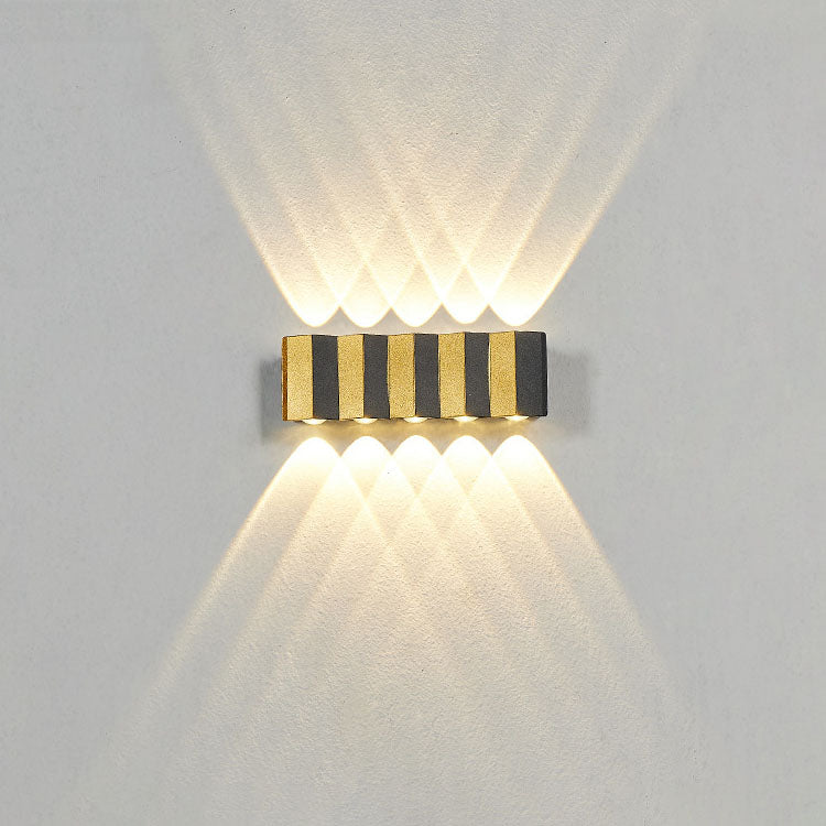 Modern Luxury Gold Aluminium Outdoor Waterproof LED Wall Light