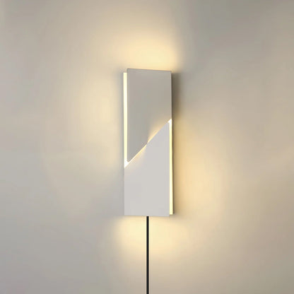 Shadows Grand Plug-in Sconce LED Wall Light - White Metal