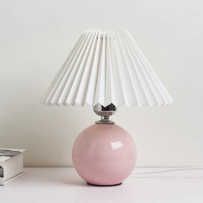 Nordic Minimalist Single Ceramic Table Lamp with Pleats