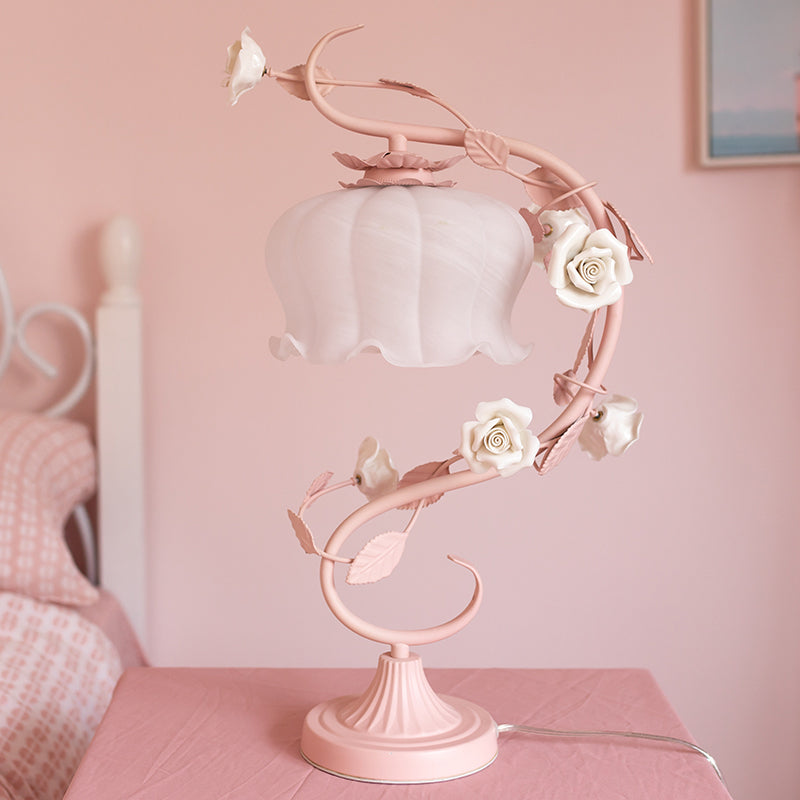 Elegant RoseGlow Covered Rose Lamp – Timeless Beauty and Warm Ambiance